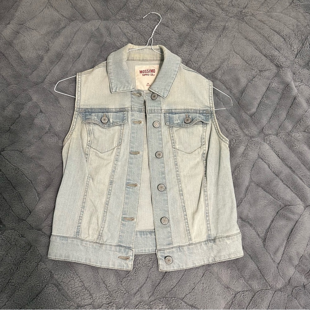 DENIM VEST